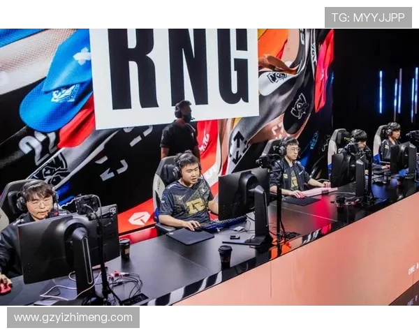 RNG在世界大师赛积分榜中以73分稳居第一位置,领先其他战队 RNG在世界大师赛积分榜中以73分稳居第一位置,领先其他战队