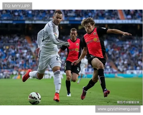 曼联与哈德斯精彩对决全场回放精彩瞬间重温与分析