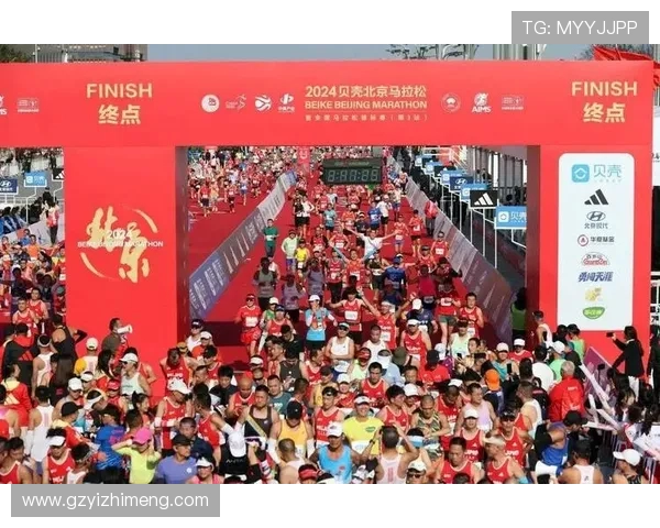 城市马拉松盛况回顾北京街舞队精彩技术表现引人瞩目